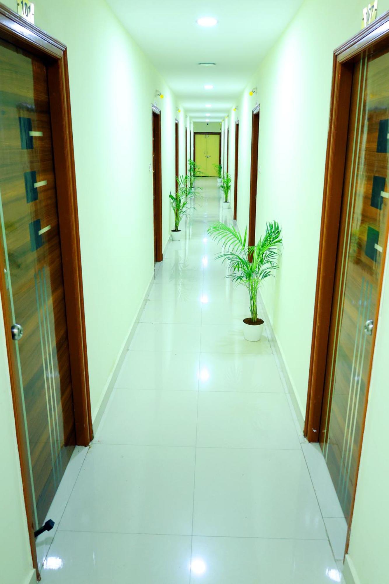 Sri Nilayam Inn 티루파티 외부 사진